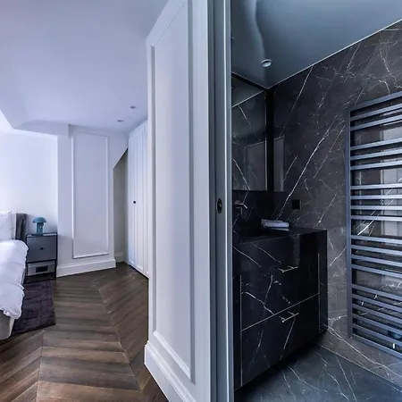 Appartamento Elysees Gem 2-bedroom